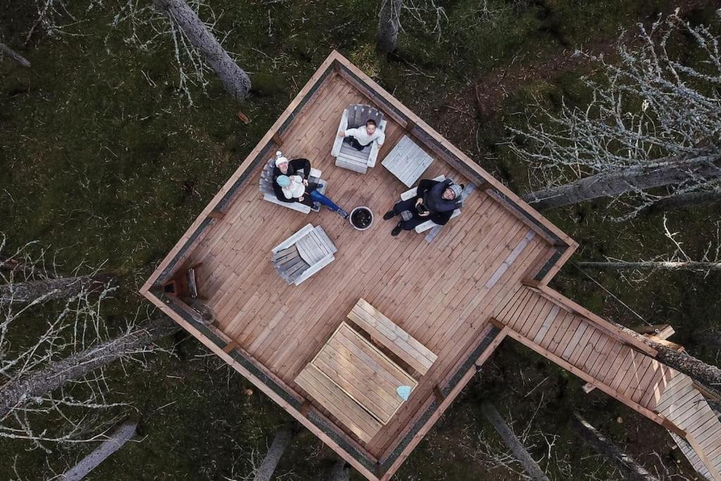 Treetop Ekne - Hytte I Skogen Med Hengebru Hotel Levanger Bagian luar foto